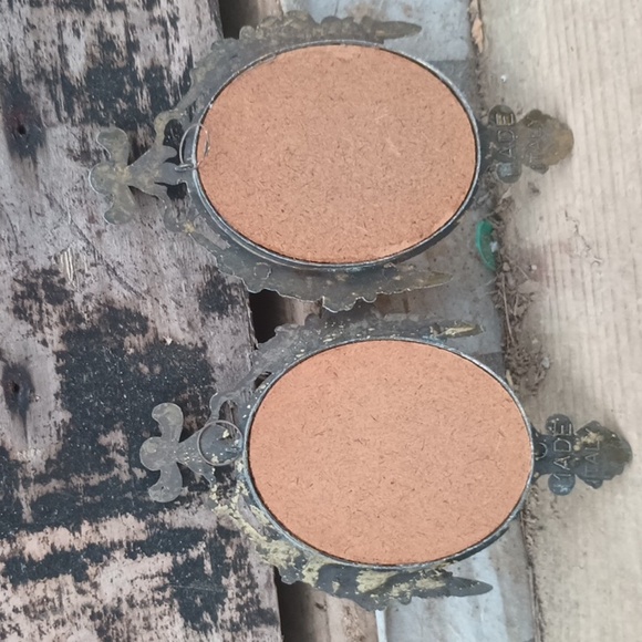 VTG (2) Brass Oval Wall Decor - Picture 3 of 6